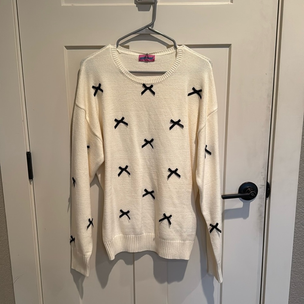 Edikted Oversized Bow Sweater